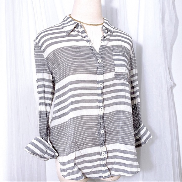 Light Grey Striped Blouse Shirt Thin Collared - Picture 9 of 10